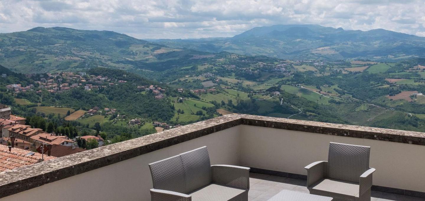 Titano Suites 산마리노 외부 사진