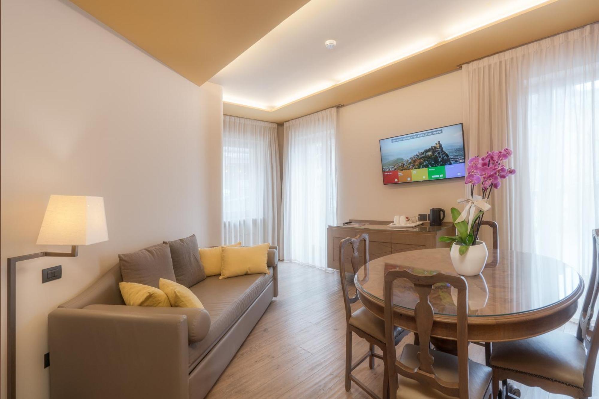 Titano Suites 산마리노 외부 사진